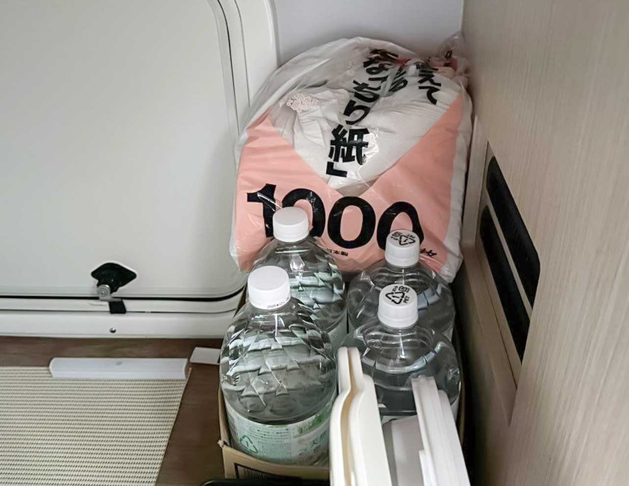 愛車に備える、防災用品 ユーザーのリアルな事情を覗き見る:食料品編