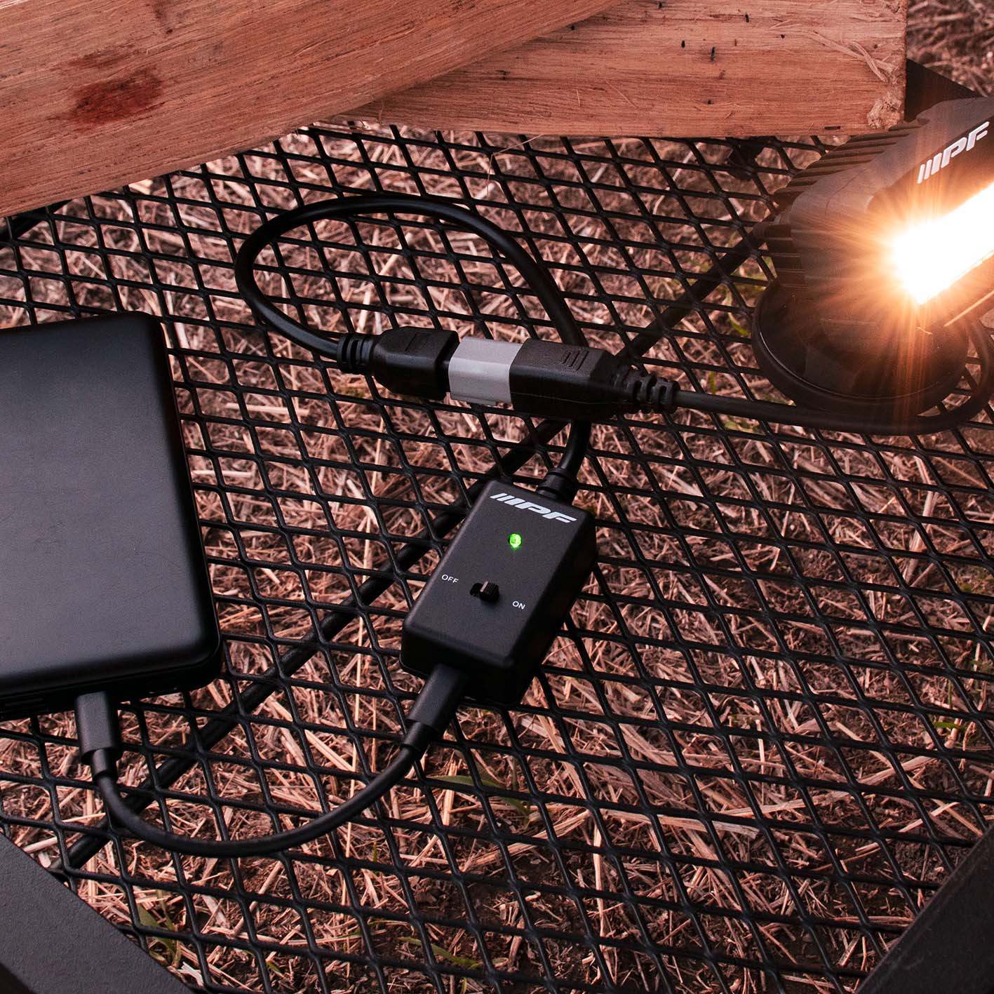 【新発売】エンジン不要！モバイルバッテリーで使えるLED作業灯用コンバーター登場！[IPF]