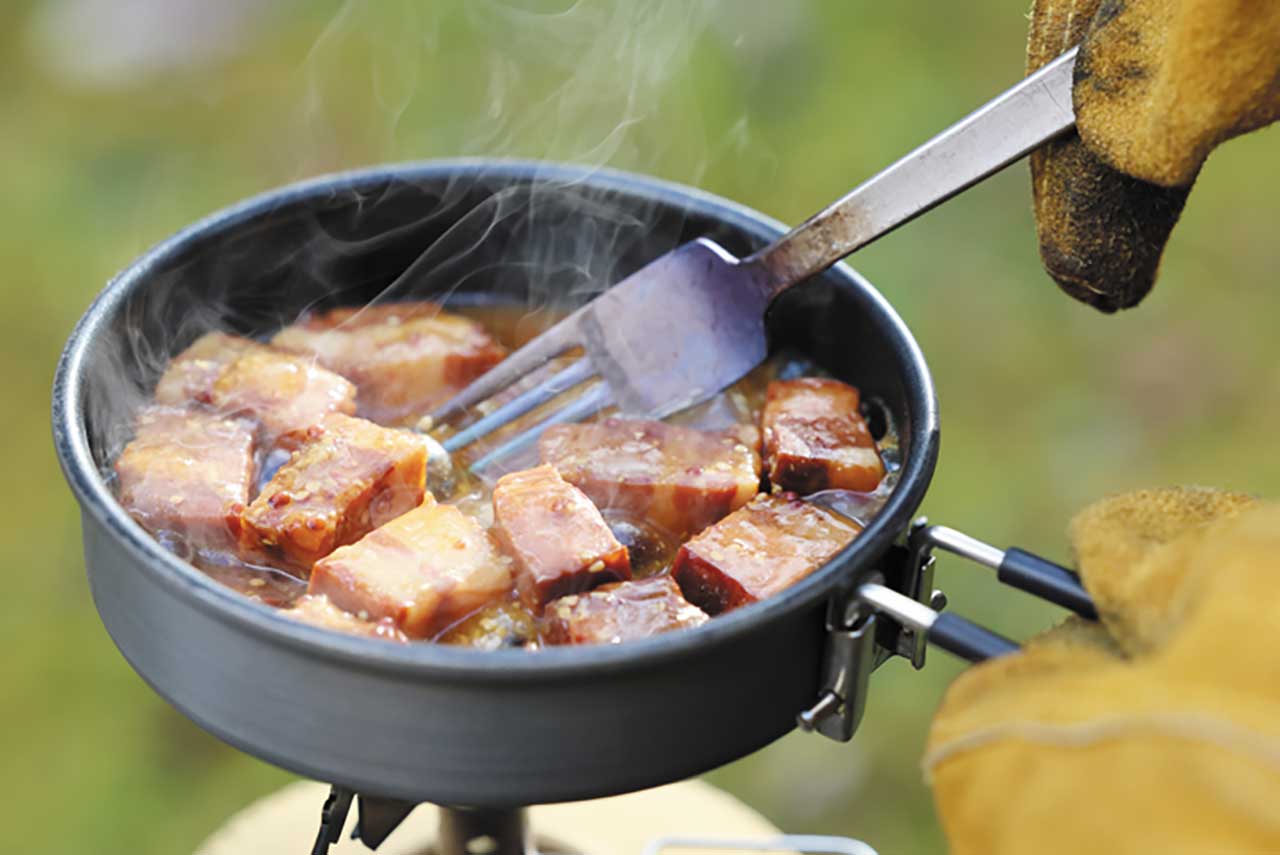 【男の車中泊一人旅】風の吹きすさぶ丘を越えて晩冬を迎える西伊豆へ[ VOL.30 西伊豆 ]