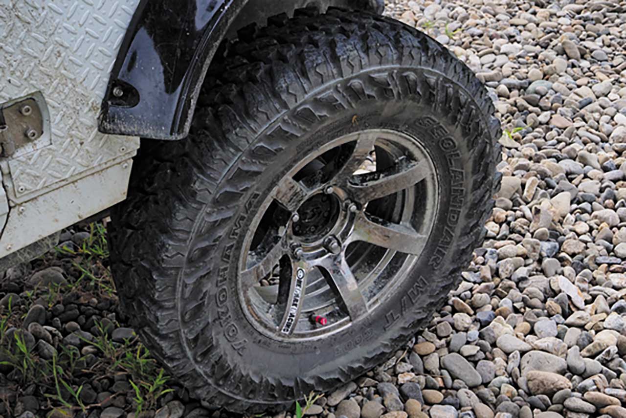 ヨコハマG003に、オリジンのホイールの組み合わせ。このセッティングが一番コントロールしやすいとの事。