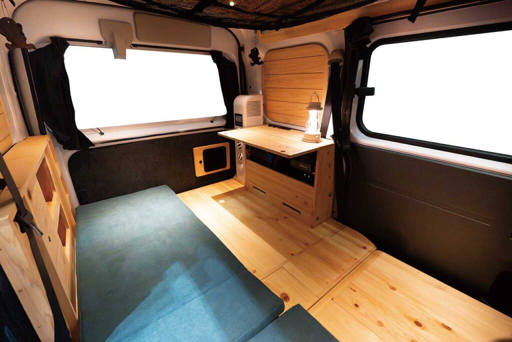 Quokka: 30mmファイバーマットを敷いた状態。軽く女性でも楽々持て、寝心地も最高だ。