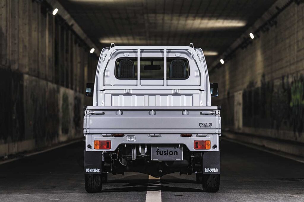 フェイスチェンジで楽しむ軽トラライフ〜新しいカスタムの形〜（２）